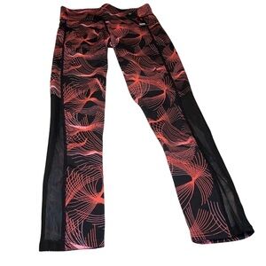 Leggings Yoga Workout Pants Mesh Cut Out Black & Pink Women Runs Small L/XL NWT